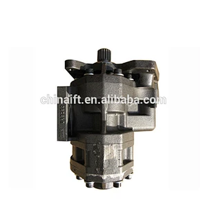 Hydraulic Main clutch Pump 07426-71400 for Bulldozer D50A P-16