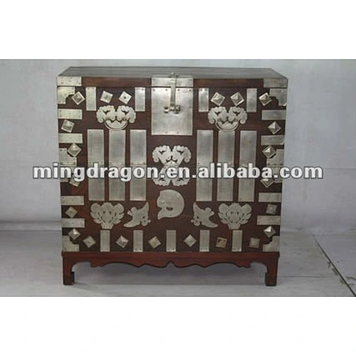 Chinese antique korea trunk