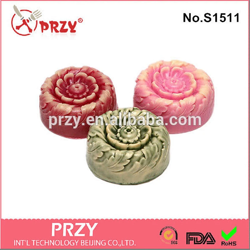 Decorative flower silicone candle mold
