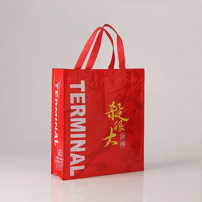 Custom wholesale red color nonwoven bag can stand for shopping clothes packaging