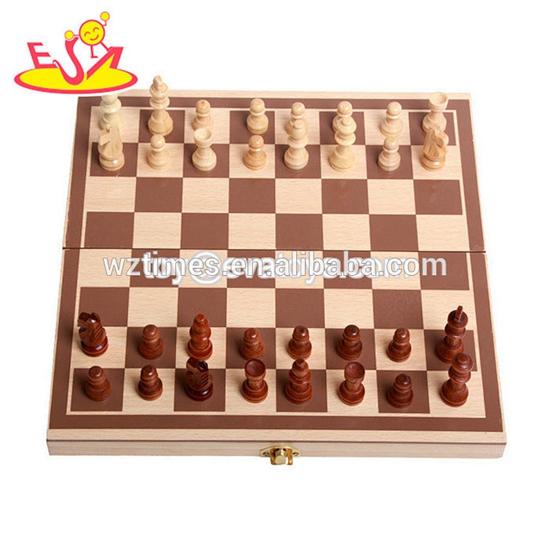 Wholesale intelligent kids wooden chess game new fashion children wooden chess game W11A018