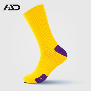 Cotton embroidery free terry sport socks
