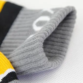 Durable modeling fashion mens dress socks custom