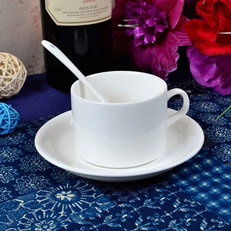 Free Sample Porcelain Coffee Mug Eco-friendly Ceramic Coffee Cup Set Gift Box Packing Door Gift for Man