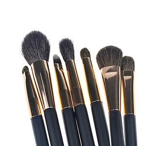 2018 Hot Brushes Magnetic Makeup Brushes with magnetic iron