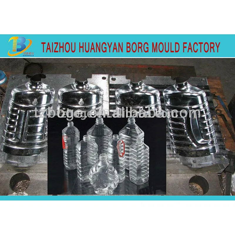 Plastic blow molding bottle mould
