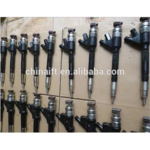 PC400-7 PC450-7 D65PX-15 diesel engine fuel injector 6156-11-3300 for excavator