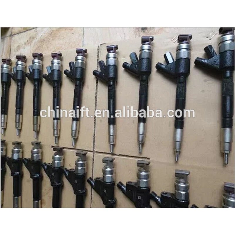 PC400-7 PC450-7 D65PX-15 diesel engine fuel injector 6156-11-3300 for excavator