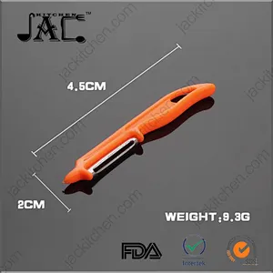 High Quality Durable Stainless Steel S Ceramic Peeler With Carrot Polyresin Handle