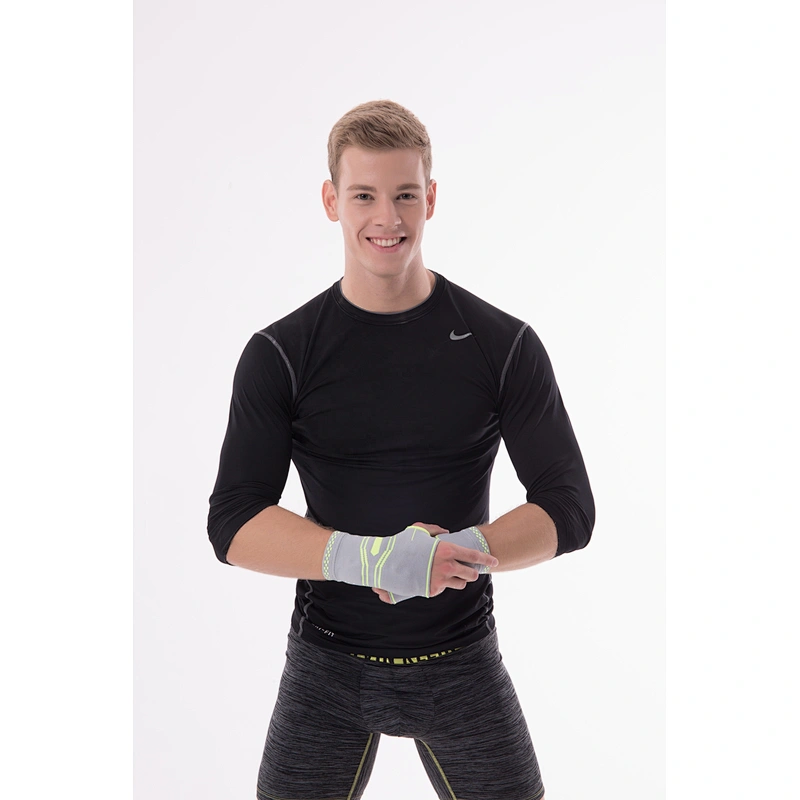 Customized Logo Available Sport Hand wrist knitted elastic palm support