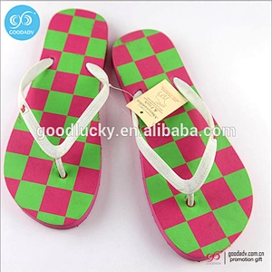 Guangzhou supply rubber sole sheet slipper summer beach slipper fashion slipper