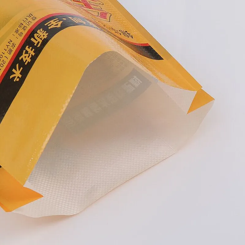 Custom yellow woven bag is used for packing 5kg of fertilizer
