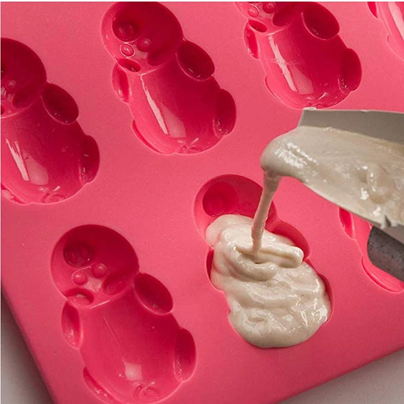 BPA free cakes 12 cavities pig shaped silicone baking mold  Pigs in a Blanket