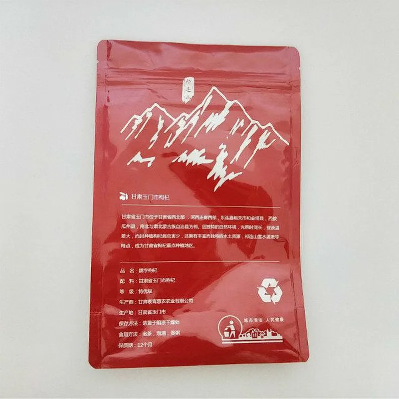 Custom red zip-lock bag window is used for the packaging of goji berries