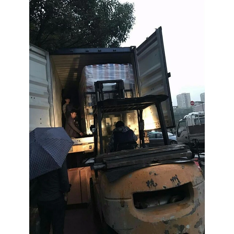 Good quality low price automatic plastic blowing machine