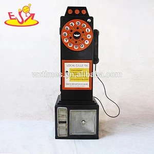 Wholesale funny newest red color wooden dart sets toy with dart needle and board W01A296