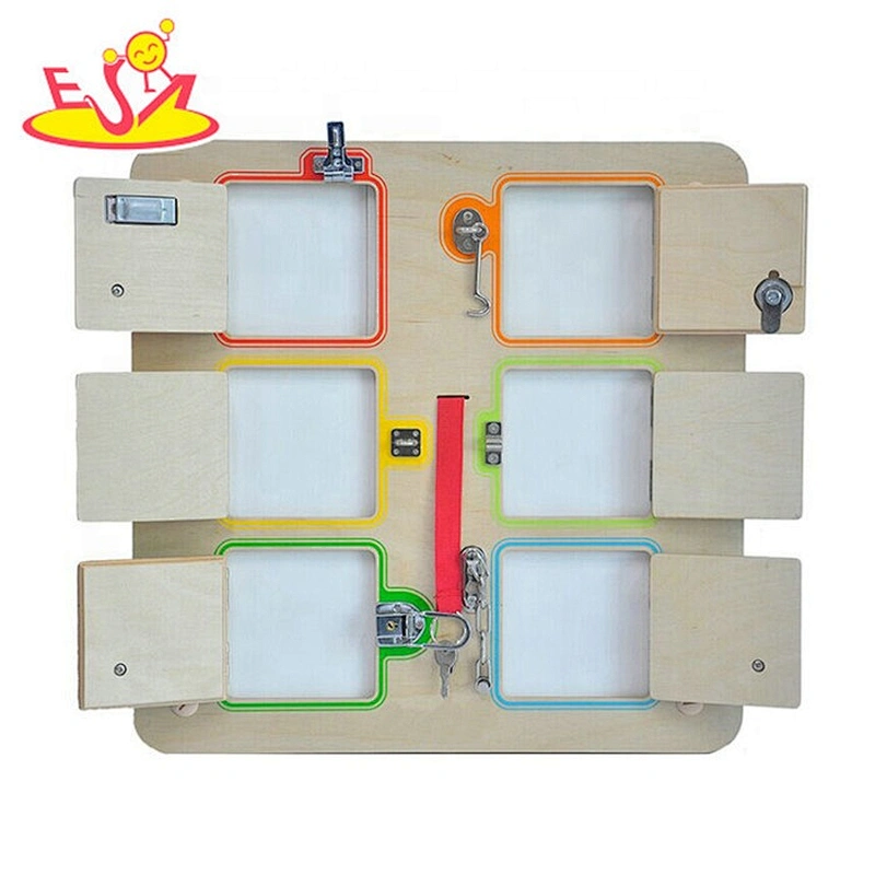 2019 New hottest kids montessori wooden busy board with latches W12D135
