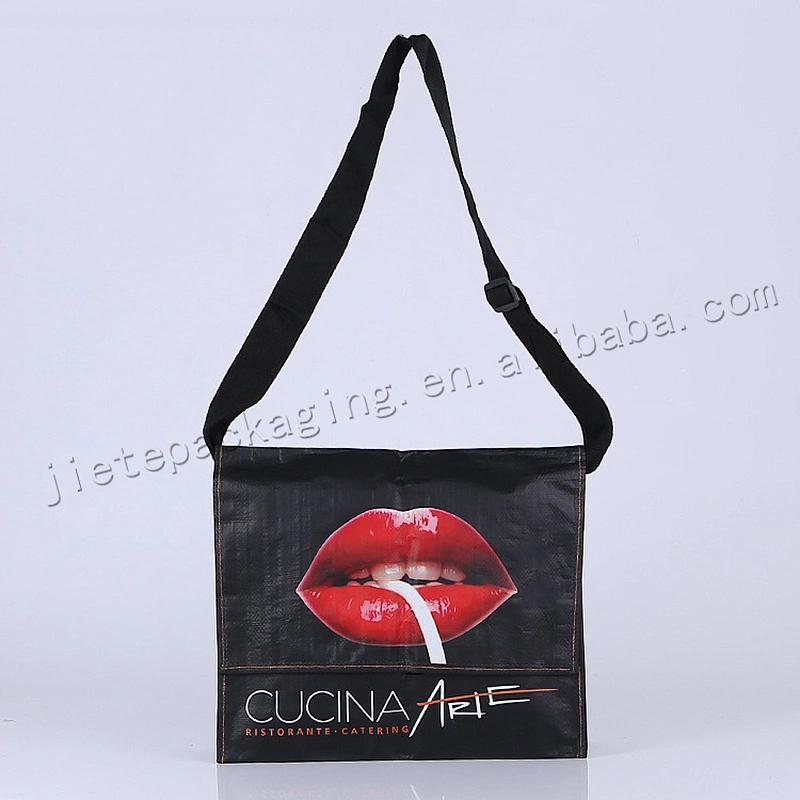 Customized design laminated plastic pp woven shoulder bag