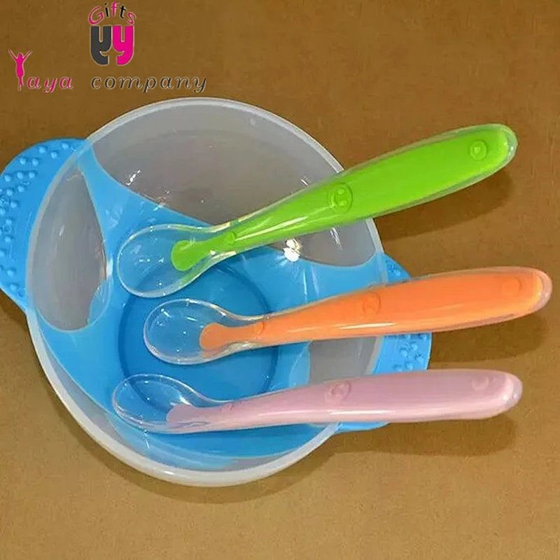 FDA Wholesale Baby products of silicone baby feeding spoon