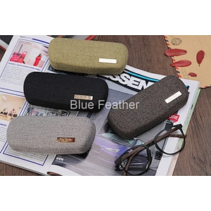 Classic Textured Tweed Hard Optical Case for Daily Use