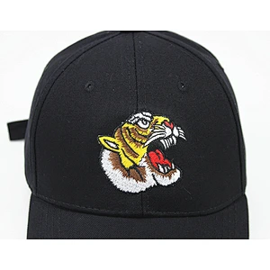 High Quality Custom Fashion Sports Hat Embroidered Baseball Cap