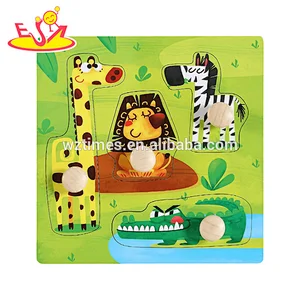 Wholesale promotional gift wooden cartoon design knob puzzle toy for 1 years old baby W14M139