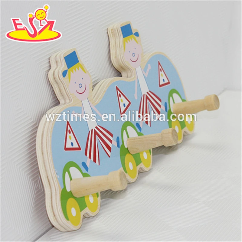 wholesale reliable quality wooden row of hooks for children W09B043