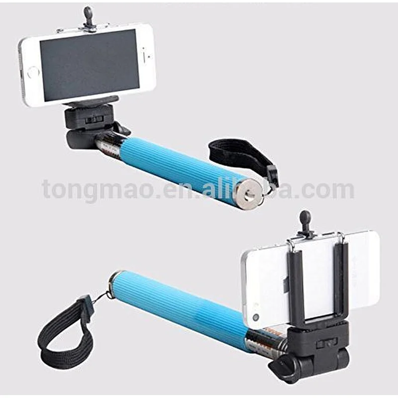 Extendable self portrait shooting pole for smart phone