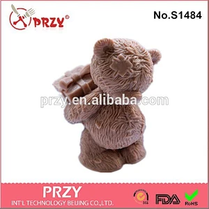 Bear carrying a gift box 3D handmade silicone soap molds silicone mould for soap making