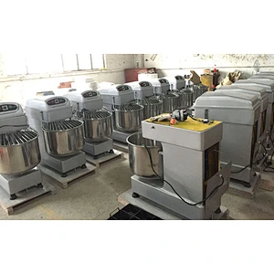 Best quality commerical bakery pizza dough stand mixer making machine in india