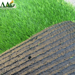 Synthetic lawn for landscaping