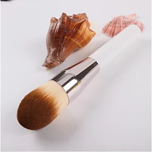The latest professional beauty makeup brush can customize the logo synthetic hair convenient to carry makeup brush