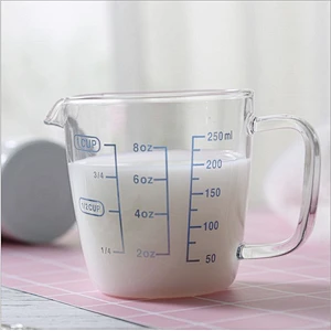 8oz 16oz 36 oz Microwaveable Kitchen Measuring Glass Cup Graduated in ounces Milk glass Cup with spout snd cap