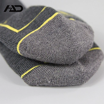 custom logo plain seamless sport socks
