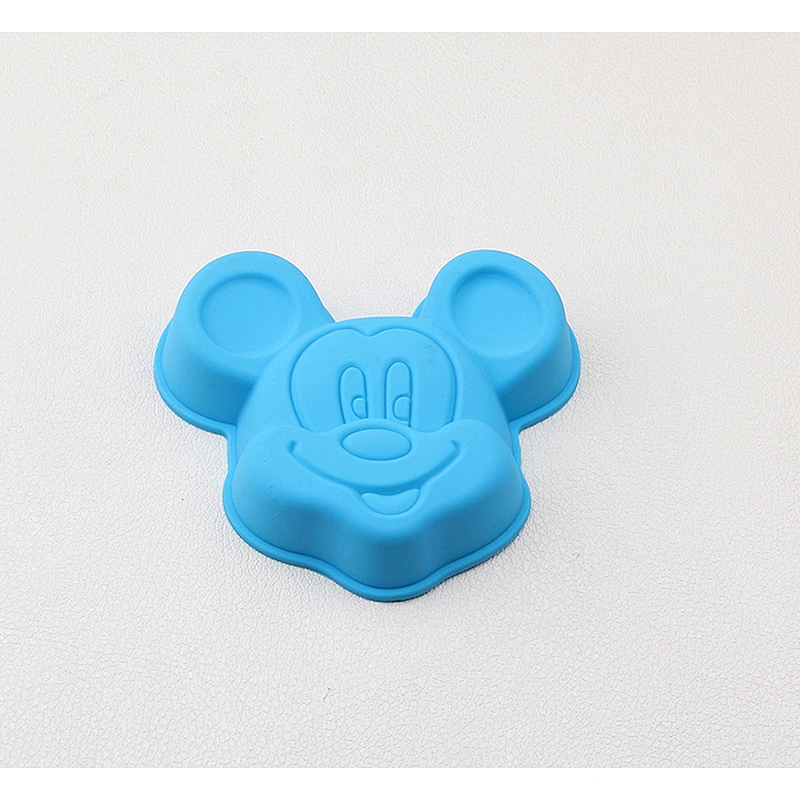 High Heat Resistant Silicone Muffin Pan and Cupcake Maker 12 Cup