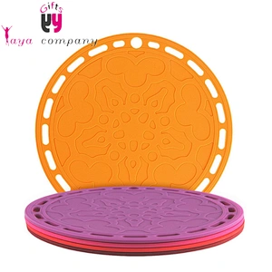 Colorful Heat Resistant Kitchen Oven Mitt Iron Pot Holder Set