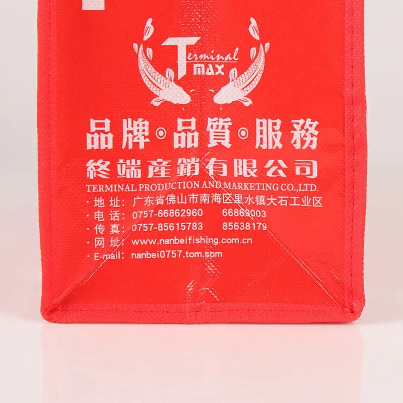 Custom wholesale red color nonwoven bag can stand for shopping clothes packaging