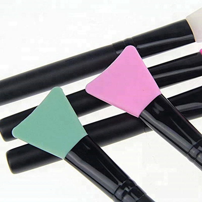 Wholesale black wood handle flat silicone face/facial mask applicator brush for makeup