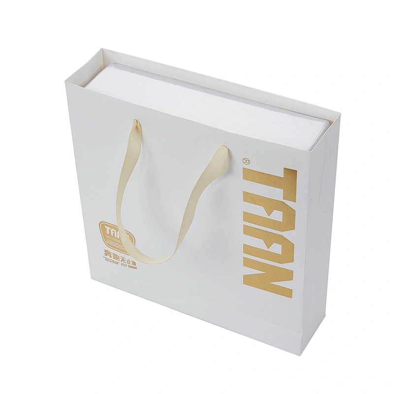 Factory Promotion in-stock Sports Gift Set Outdoor Travel Mountaineering Camp Sport Set Customized Logo Box Gift