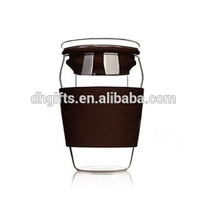 Custom colorful glass water bottle with silicone case for anti-hot