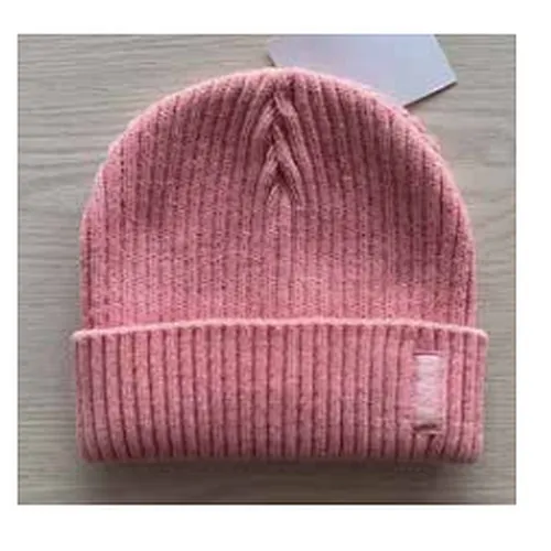 hat