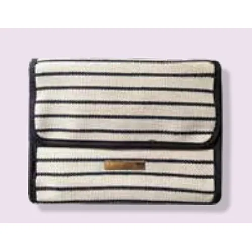 MAKEUP BAG