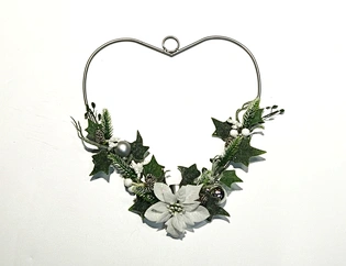 Metal candle holder with Xmas wreath