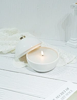 Ceramic wax candle