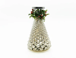 Led glass holder with wreath
