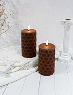 gold pillar candle