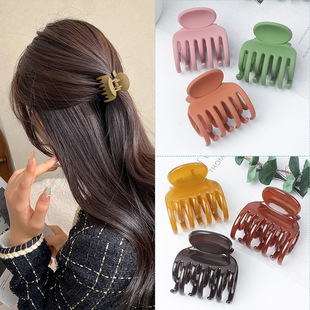 Banana Hair Clip - Minimalist, Elegant, New Design (Model 029)