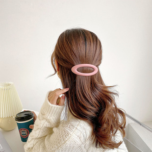 Hair Claw Clip - Minimalist, Elegant (Model 055)