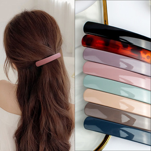 Banana Hair Clip - Matte Finish, Minimalist, Korean Style - Medium (Model 045)