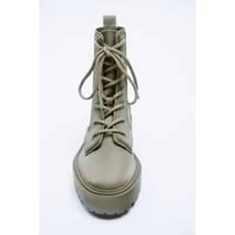 BOOTS 8